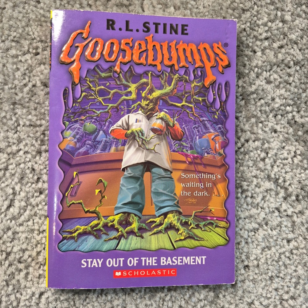 Goosebumps Stay Out of the Basement R.L. Stine 1st Printing 1992 Book 2
